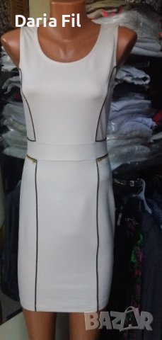 СТИЛНА рокля по тялото от плътно и еластично трико в цвят екрю, снимка 2 - Рокли - 42871012