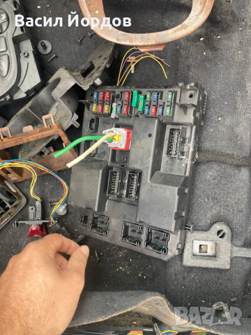 BSI модул за Пежо 307 Peugeot 307 9651197480 0R 9651196780 0R BSI J02-00, снимка 4 - Части - 44933911