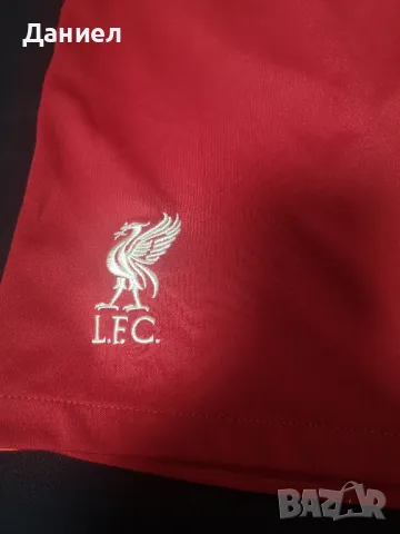 Къси панталони на Ливърпул , снимка 2 - Къси панталони - 50049361