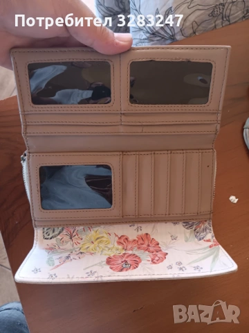 Портмоне, снимка 4 - Портфейли, портмонета - 53199352