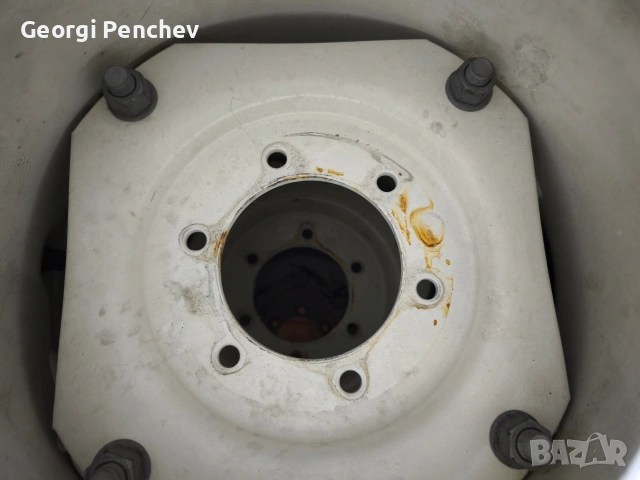 Гуми с джанти за трактор , снимка 2 - Селскостопанска техника - 53880614