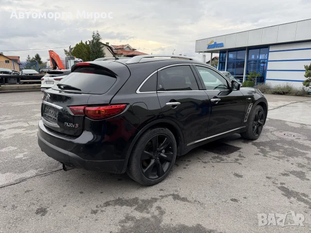 Infiniti FX30 d S НА ЧАСТИ, снимка 4 - Автомобили и джипове - 56493195
