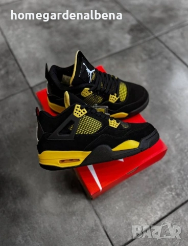 Маратонки Air Jordan 4 Retro 'Thunder' – Легендата в черно и жълто! 👟⚡🖤
