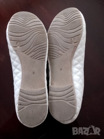 Дамски обувки,бели ,тип пантофка, снимка 3 - Дамски ежедневни обувки - 44456900