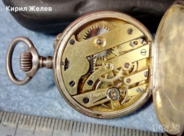Стар ШВЕЙЦАРСКИ СРЕБЪРЕН ДЖОБЕН ЧАСОВНИК с КРАСИВА РЕТРО ОРНАМЕНТИКА ФУНКЦИОНИРАЩ 47690, снимка 9 - Антикварни и старинни предмети - 48288544