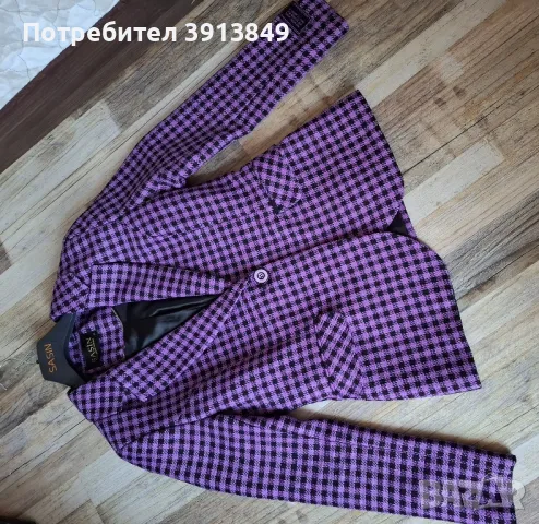 Дамско вталено сако, снимка 2 - Сака - 49437743