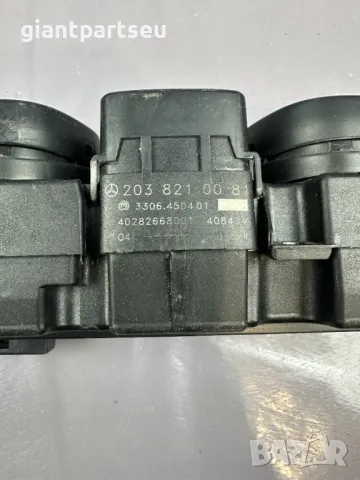 Централни Аварийни Бутони за Мерцедес Mercedes-benz W203 2038210081, снимка 2 - Части - 49087341