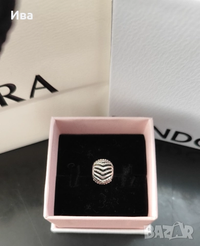 Pandora гривна, талисмани и пръстени, снимка 3 - Гривни - 52111437