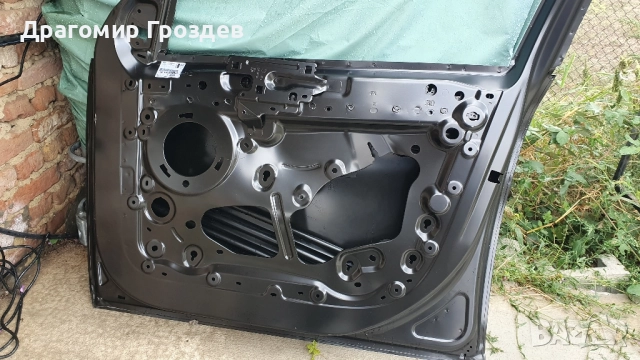 Нова, оригинална предна дясна врата за Peugeot 308 II (T9) / Пежо 308 (2013-2021), снимка 10 - Части - 51710728