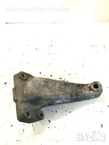 Дясна стойка на двигател за Mercedes MB100 OM616 2.4D (1995) 6152232004, снимка 2 - Части - 53962369