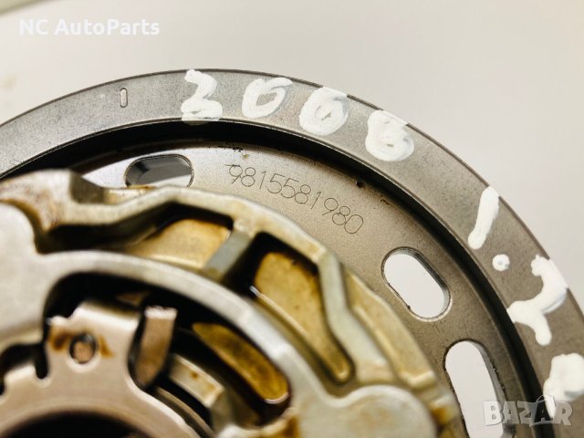 Разпределителн вал за ПЕЖО PEUGOET 3008 1.2 бензин 131 коня HNS 98155822 9815581980 2019, снимка 10 - Части - 42574342