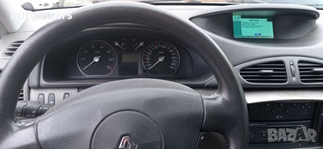 Renault Laguna 1.8-115к.с Автоматик, снимка 16 - Автомобили и джипове - 31381723