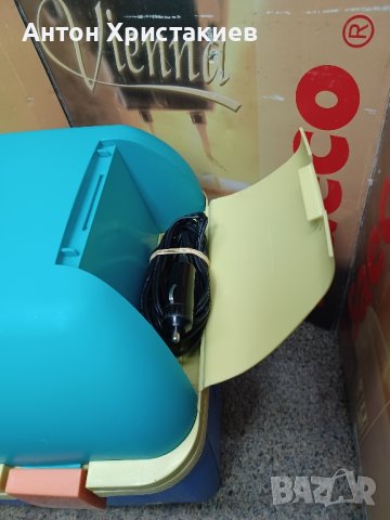 Продавам хладилна чантата FRIGOBOX 12 V, снимка 2 - Хладилни чанти - 42906884
