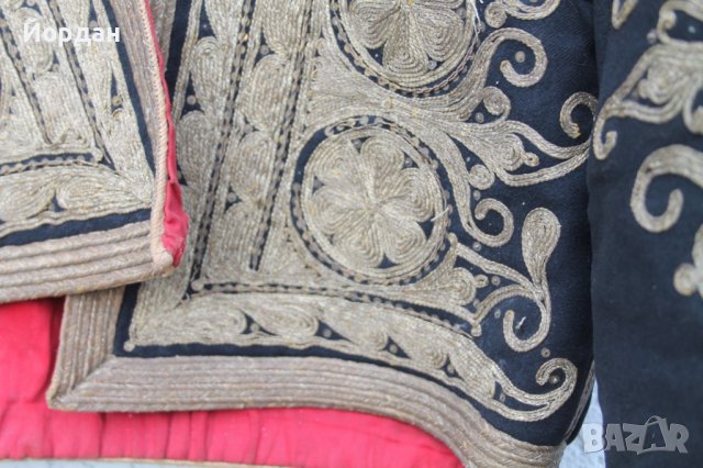 Уникално елече от османската империя сребърна сърма, снимка 6 - Антикварни и старинни предмети - 39376432