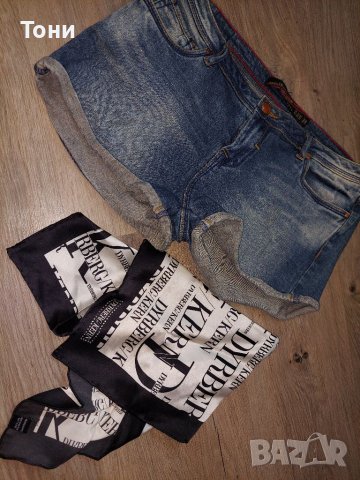 Дамски панталонки Zara, снимка 2 - Къси панталони и бермуди - 36840813