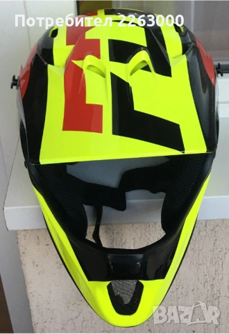 Продавам Full Face каска за спускане FOX Rampage L(59-60)