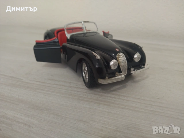 Метална количка Jaguar XK120 -1/24 !!!, снимка 2 - Колекции - 54135915