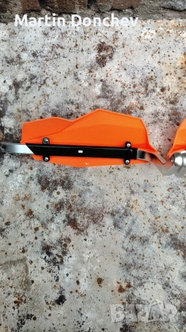 Гардове за ръце, снимка 2 - Части - 54062691