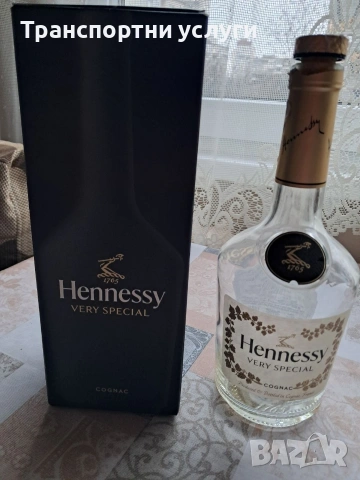 шише с кутия 