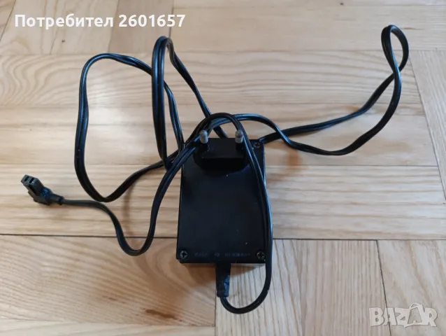 Зарядни за светкавица, изправни., снимка 3 - Батерии, зарядни - 49379044