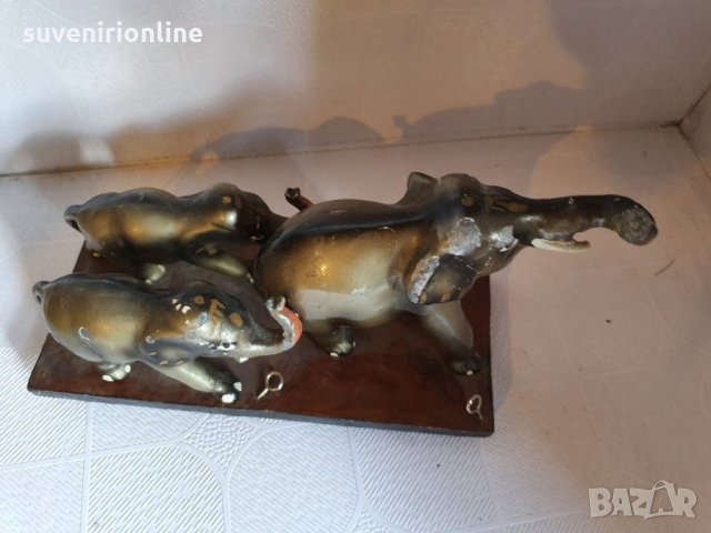 Декоративна статуетка , снимка 2 - Статуетки - 29513976