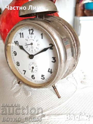 Настолен Часовник Будилник Юнгханс Junghans 1930те г, снимка 2 - Антикварни и старинни предмети - 53155078