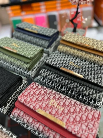 портмонета в кутия christian dior , снимка 8 - Портфейли, портмонета - 51041739
