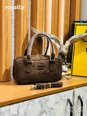 Miu Miu дамски чанти Различни цветове , снимка 4 - Чанти - 49145269