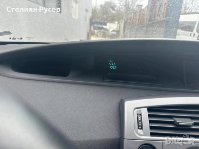 renault megane scenic 2.0 135к.с FACELIFT / автоматик бензин -цена 5950 лв или 3042,19 евро  частно , снимка 2 - Автомобили и джипове - 52038295