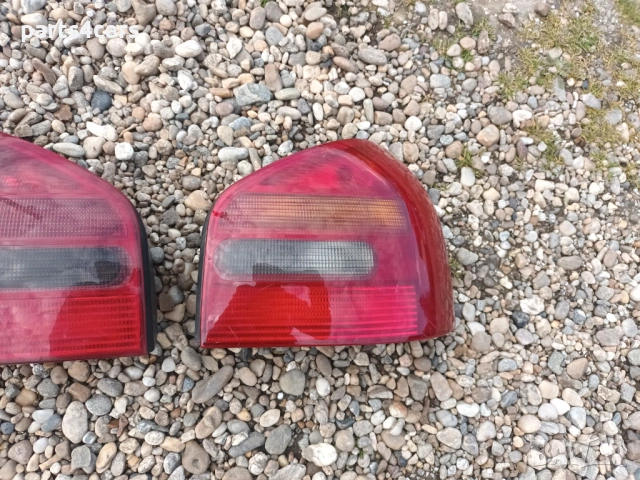 Ляв и десен стоп за Ауди А3 1998 AUDI A3, снимка 3 - Части - 48623608