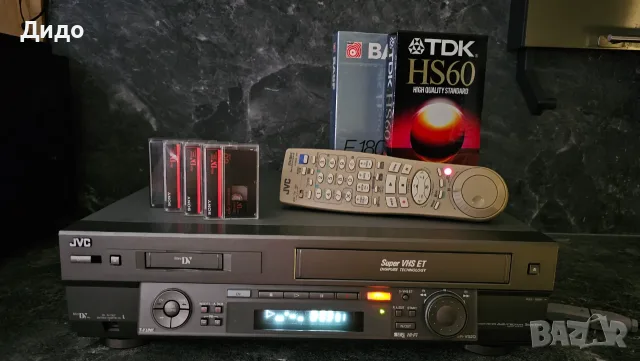 Един рядък (напълно работещ) Професионален, Mini-DV - S-VHS ET , Легендарен модел!, снимка 10 - Друга електроника - 55770791