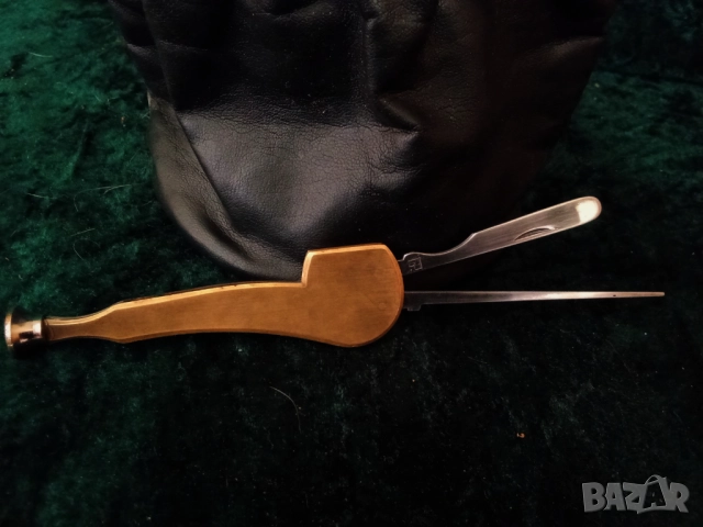 Аксесоари за лула-кожена кесия и др, снимка 2 - Други ценни предмети - 51464697