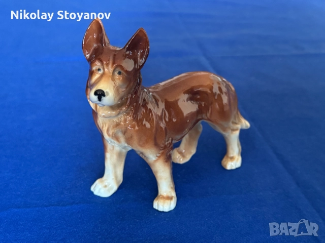 Фигурка на порцеланово куче - Немска овчарка, снимка 2 - Колекции - 52796459