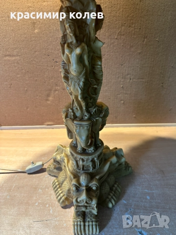 винтидж настолна лампа с богата орнаментика, снимка 2 - Антикварни и старинни предмети - 51990444
