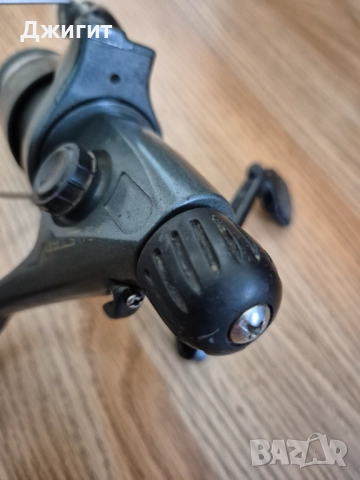 Спининг + машинка за риболов , снимка 9 - Такъми - 52748019