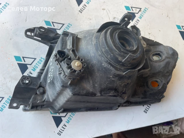 Фар за Mitsubishi Pajero десен 2001-2007 г., Митсубиши Паджеро, снимка 3 - Части - 50711824