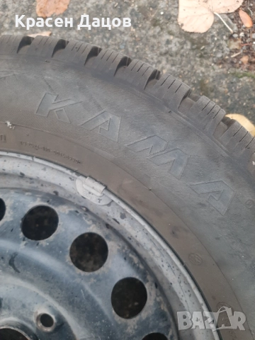 Зимни гуми за ауди А4 с джанти, снимка 2 - Гуми и джанти - 51935979