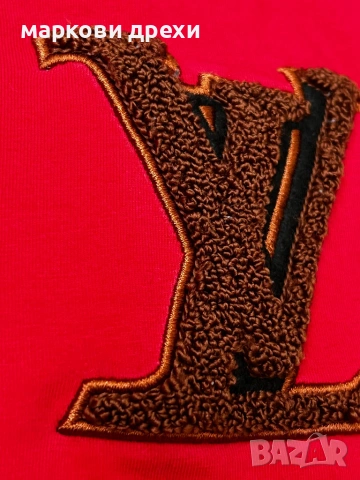 Louis Vuitton Red Pearl Detail Oversize T-shirt S, снимка 6 - Тениски - 54336147