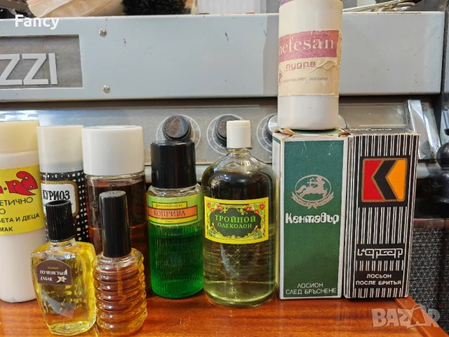 Колекция стара козметика , снимка 3 - Колекции - 51281336