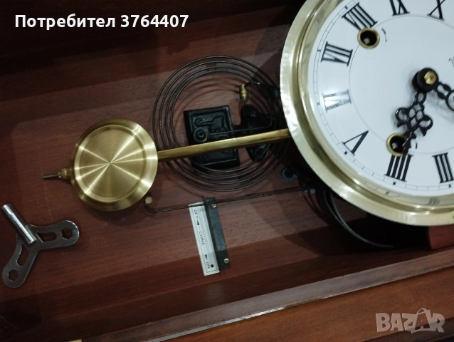 Стенен часовник с ключ , снимка 3 - Стенни часовници - 52835394