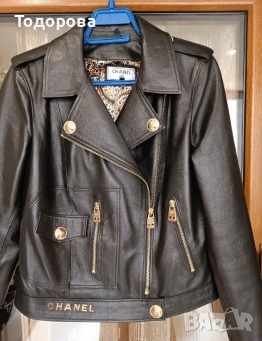 Ново яке Chanel естествена кожа 
