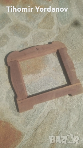 Дървена рамка., снимка 2 - Антикварни и старинни предмети - 51716872