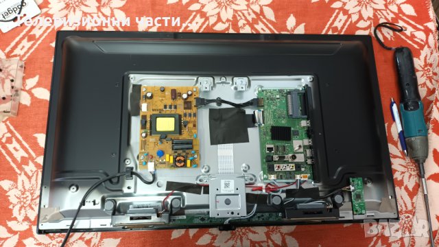 Hitachi 32HAE4252 със счупен екран - 17MB171/17IPS62 Панел VES315UNGH-L3-N41, снимка 5 - Части и Платки - 35477213