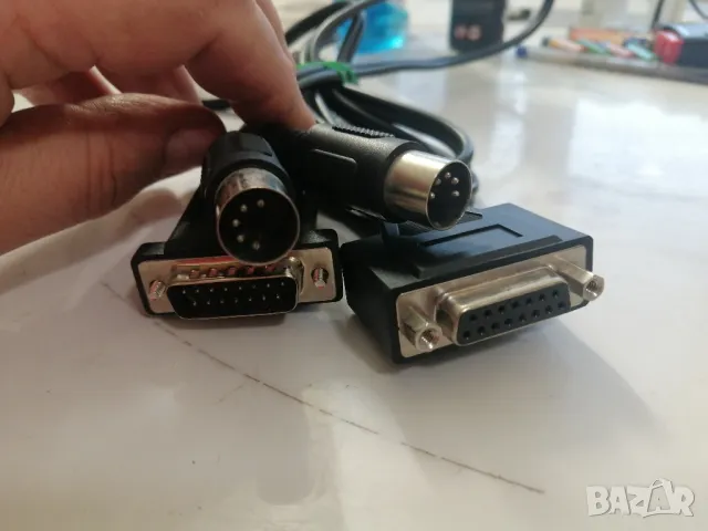 Кабел MOLEX 5 Pin DIN to DB15 MIDI