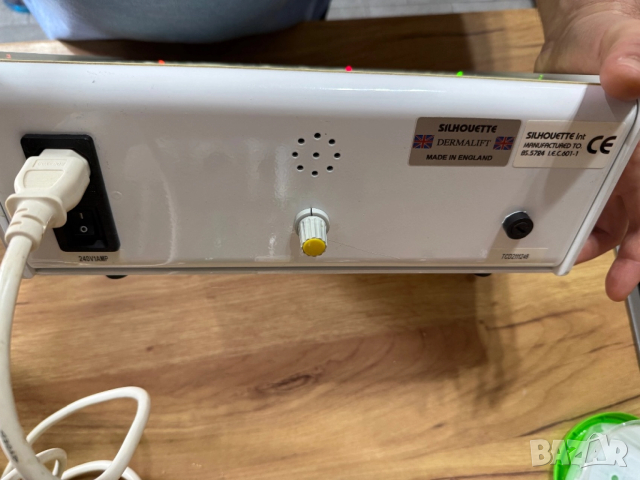 SILHOUETTE DERMALIFT MICROFACE-Лифтинг , снимка 3 - Козметични уреди - 52509164