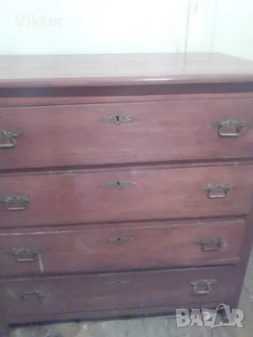 Продавам    античен    скрин,на  по-вече   от  100години само за 130лв., снимка 3 - Антикварни и старинни предмети - 48432102