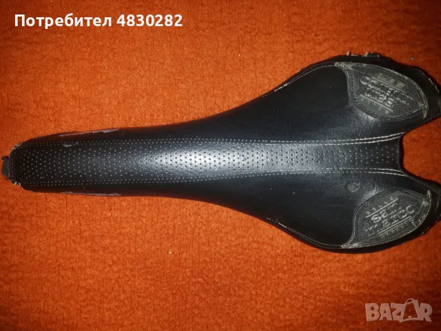 Стара отлична седалка Selle italia island