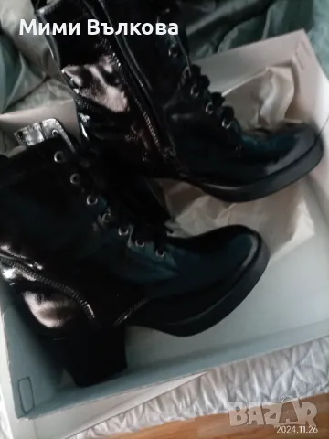 Продавам топли черни боти естествен лак, снимка 2 - Дамски боти - 48115815