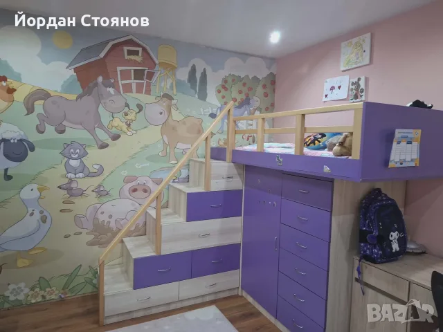 Детско легло, гардероб, стълби с чекмеджета, скрин и шкаф