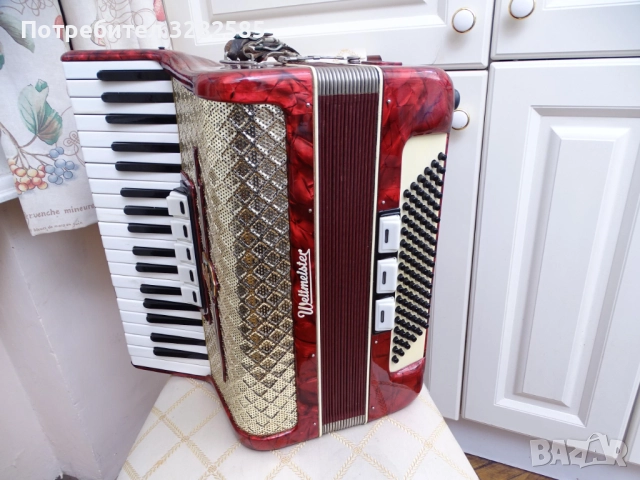 Акордеон Велтмайстер 96 баса, снимка 4 - Акордеони - 52119928